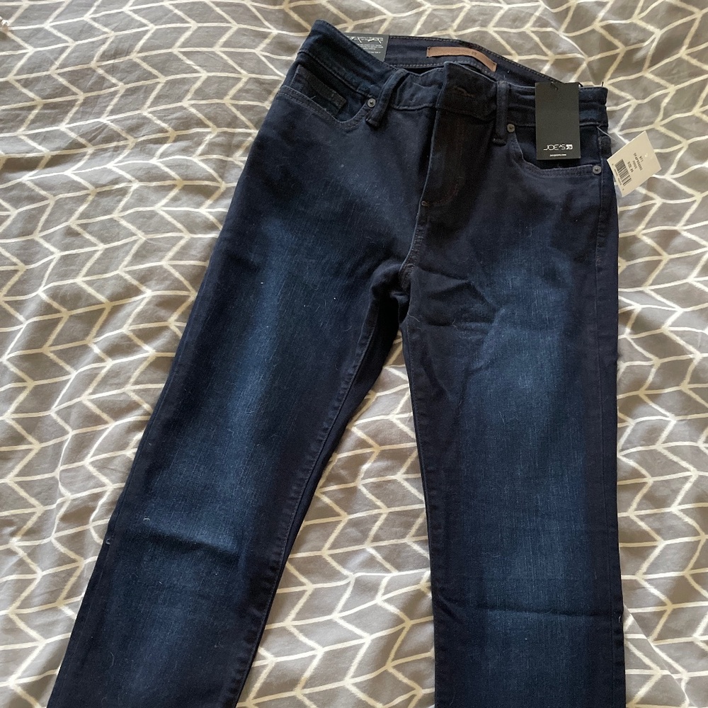 Joe’s Skinny Jeans, size 25. NWT